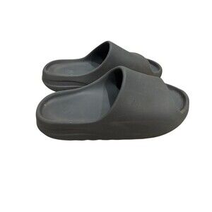 Yeezy Slides Onyx Black Size 11 Mens Sandals